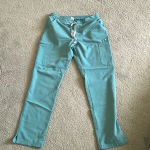 Light Green Fig bottoms good condition